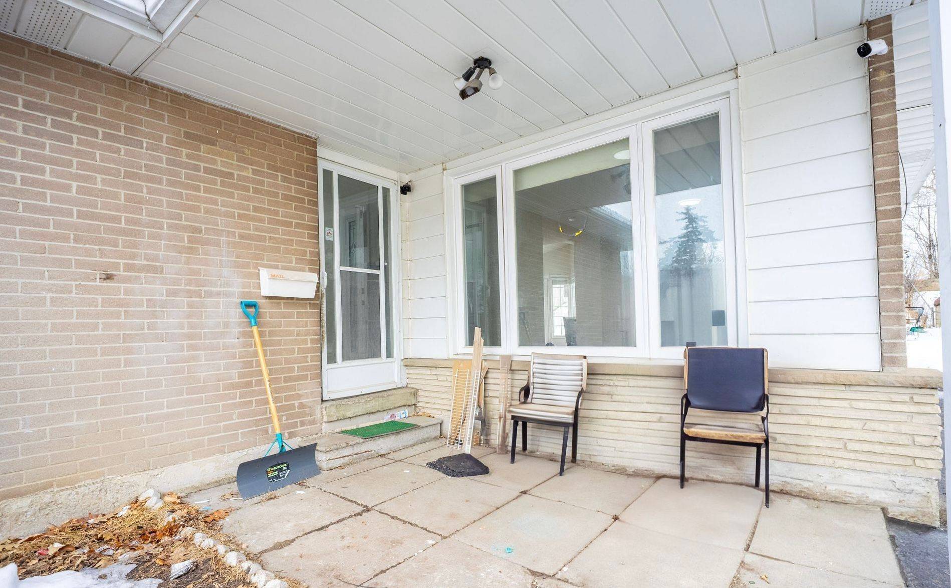 60 Centre ST, Brampton, ON L6W 2X8