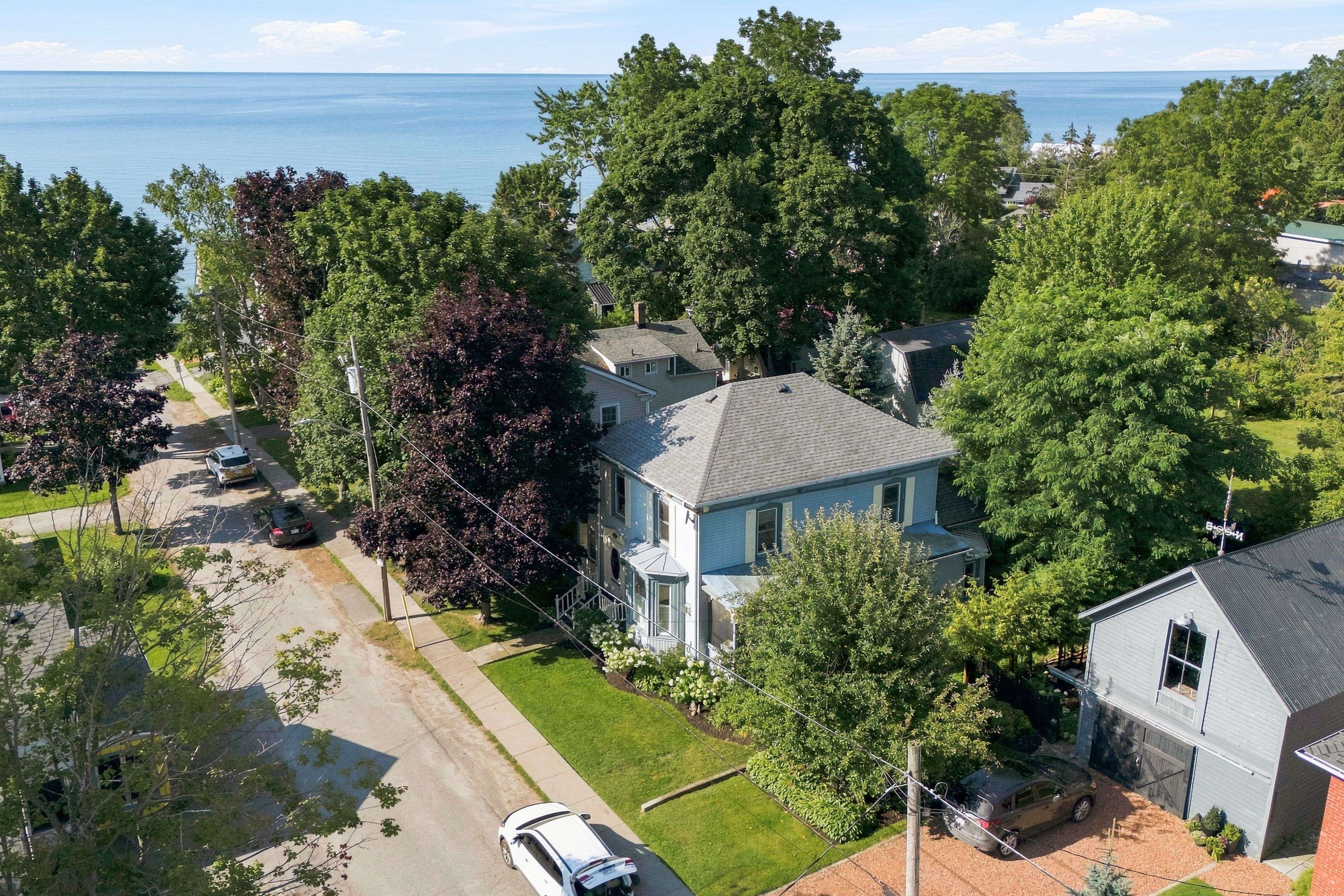 28 West ST, Prince Edward County, ON K0K 3L0