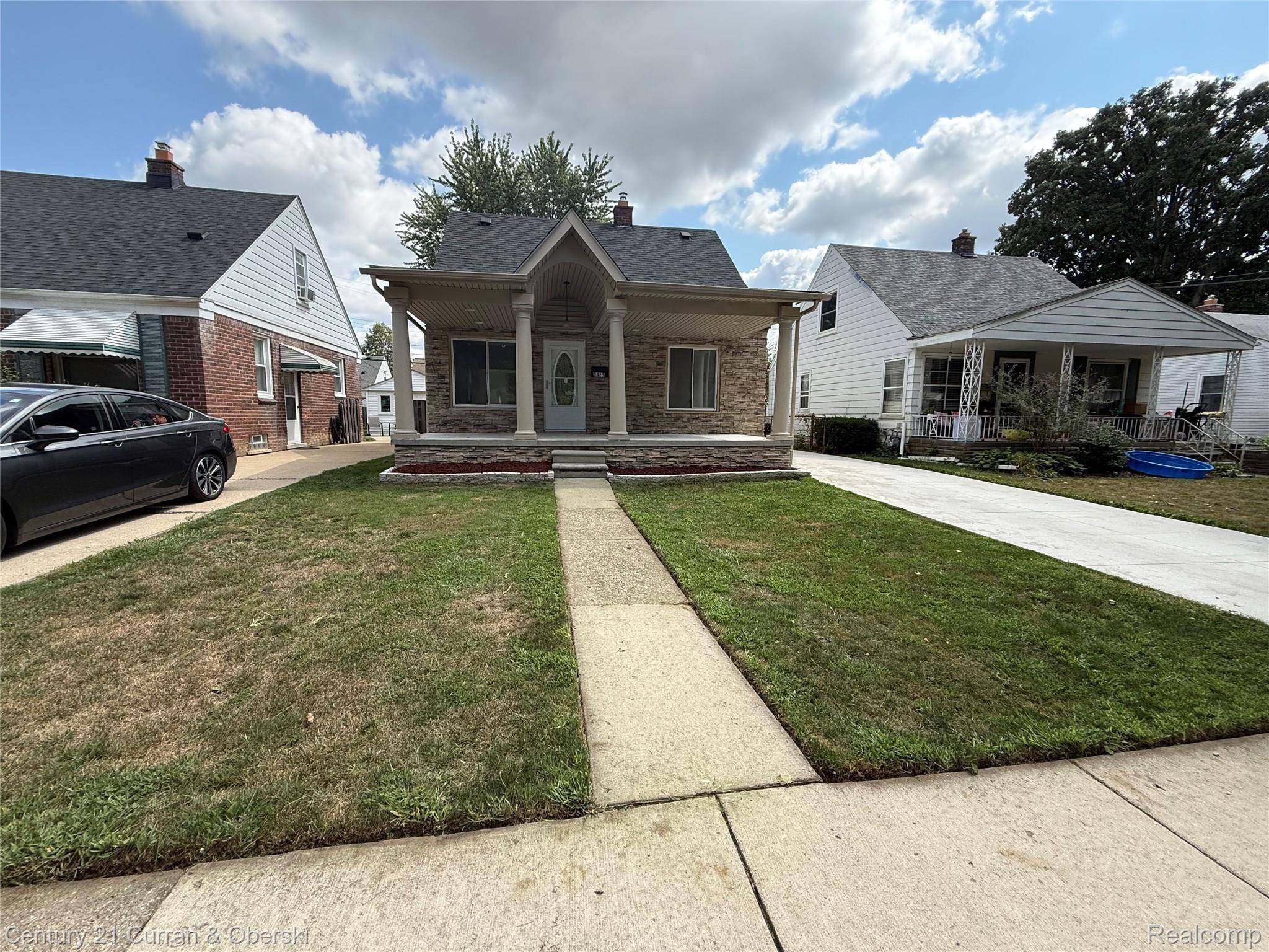 3423 Houston ST, Dearborn, MI 48124