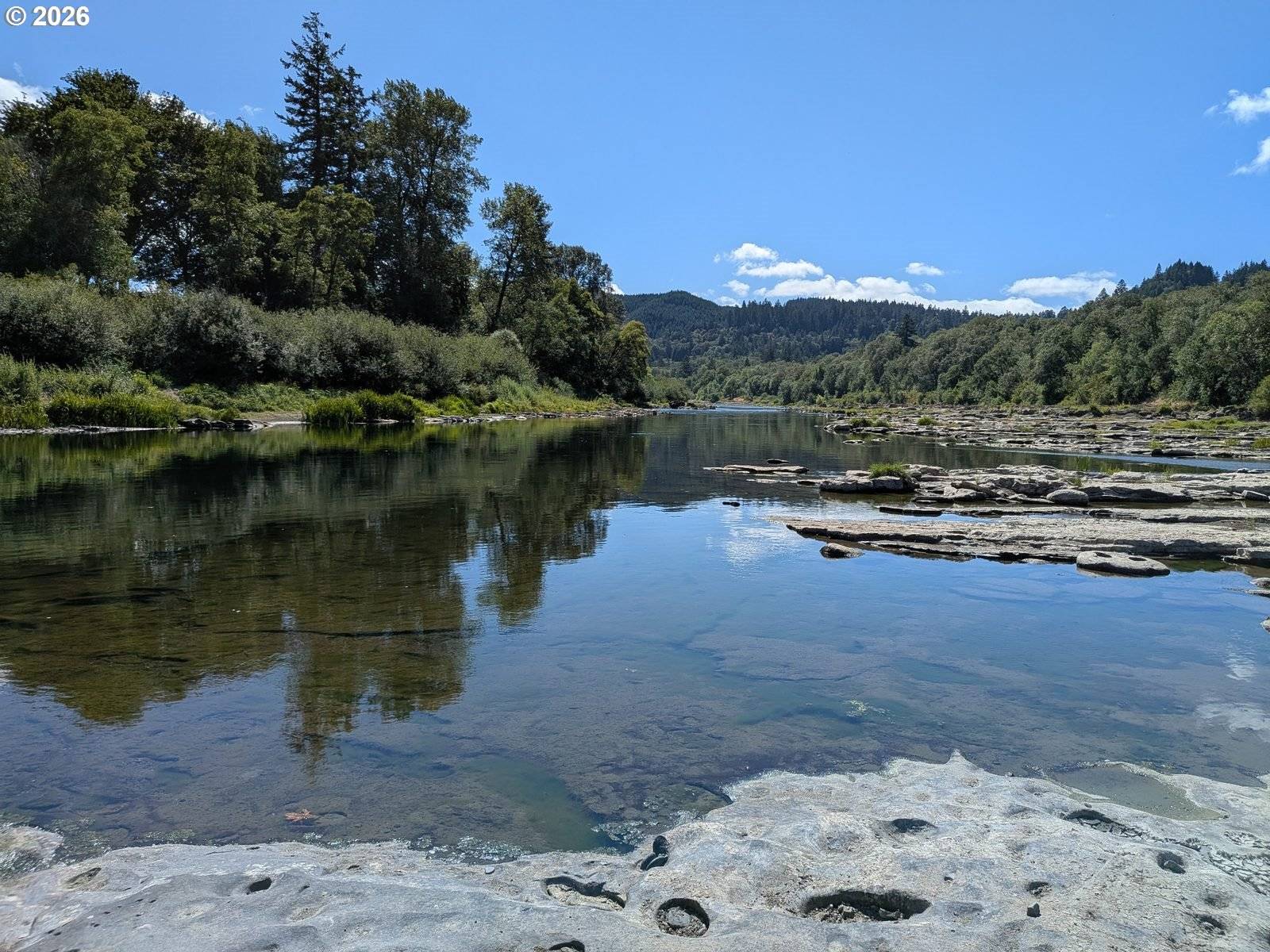9450 BULLOCK RD, Oakland, OR 97462