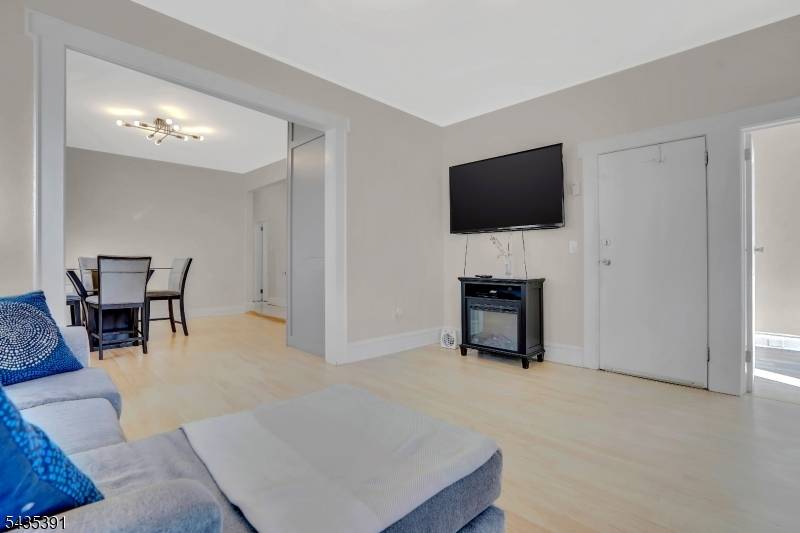 35 Chester Ave, Irvington Twp., NJ 07111