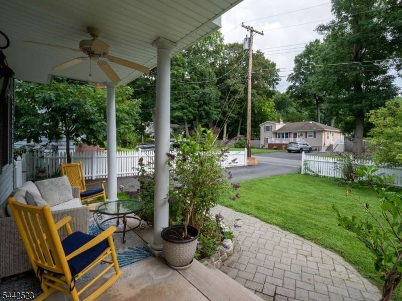 3 Wildwood Rd, Byram Twp., NJ 07874