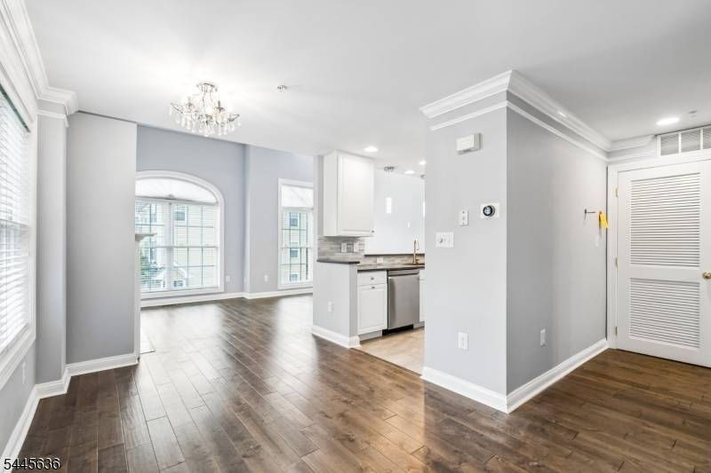 811 Donato Cir, Scotch Plains Twp., NJ 07076