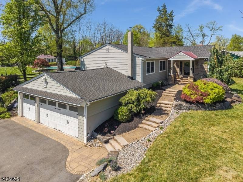 31 River Road, Raritan Twp., NJ 08822