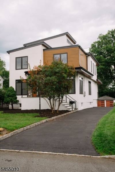 34 Amelia Ave, Livingston Twp., NJ 07039