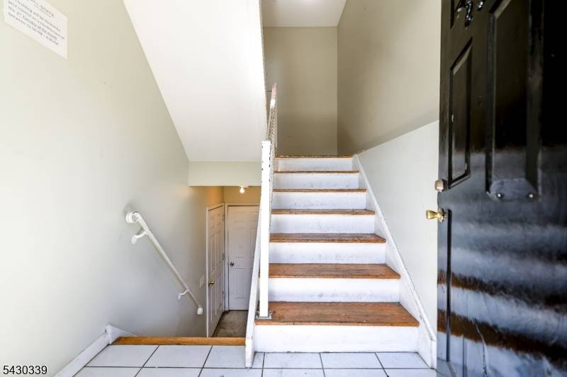 297 Avon Ave, Newark City, NJ 07108