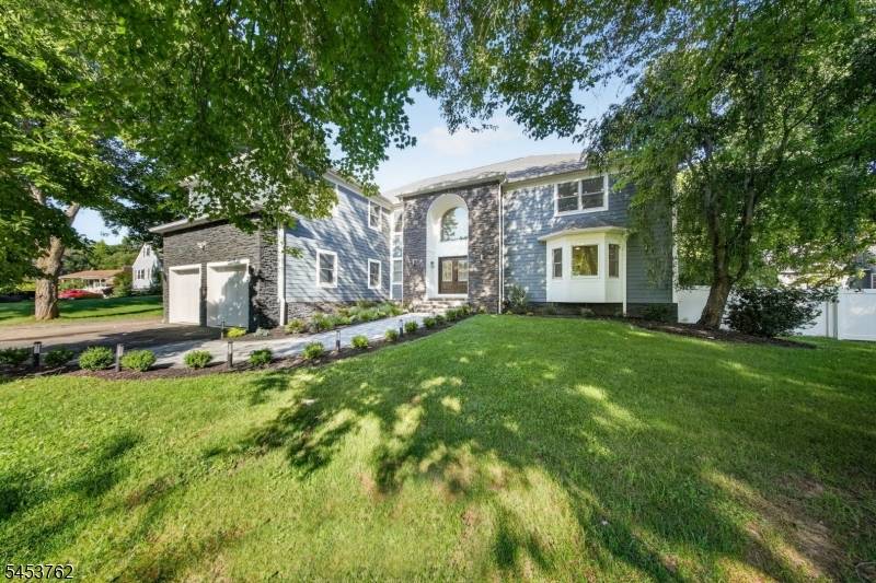 153 Old Beekman Rd, South Brunswick Twp., NJ 08852