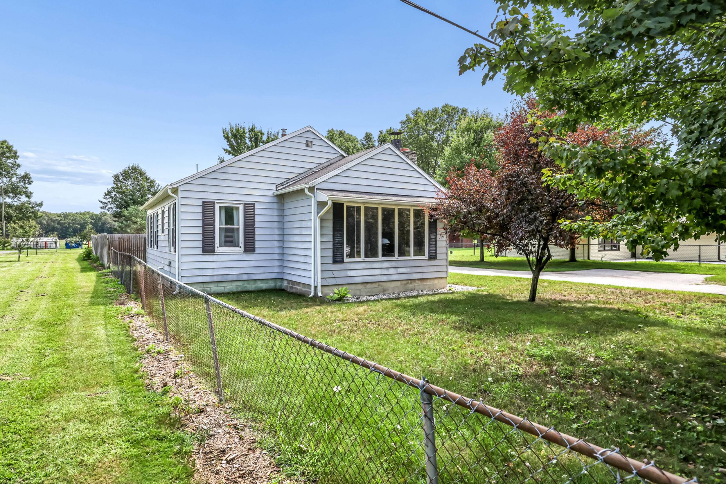 1688 S Carr RD, Egelston Twp, MI 49442