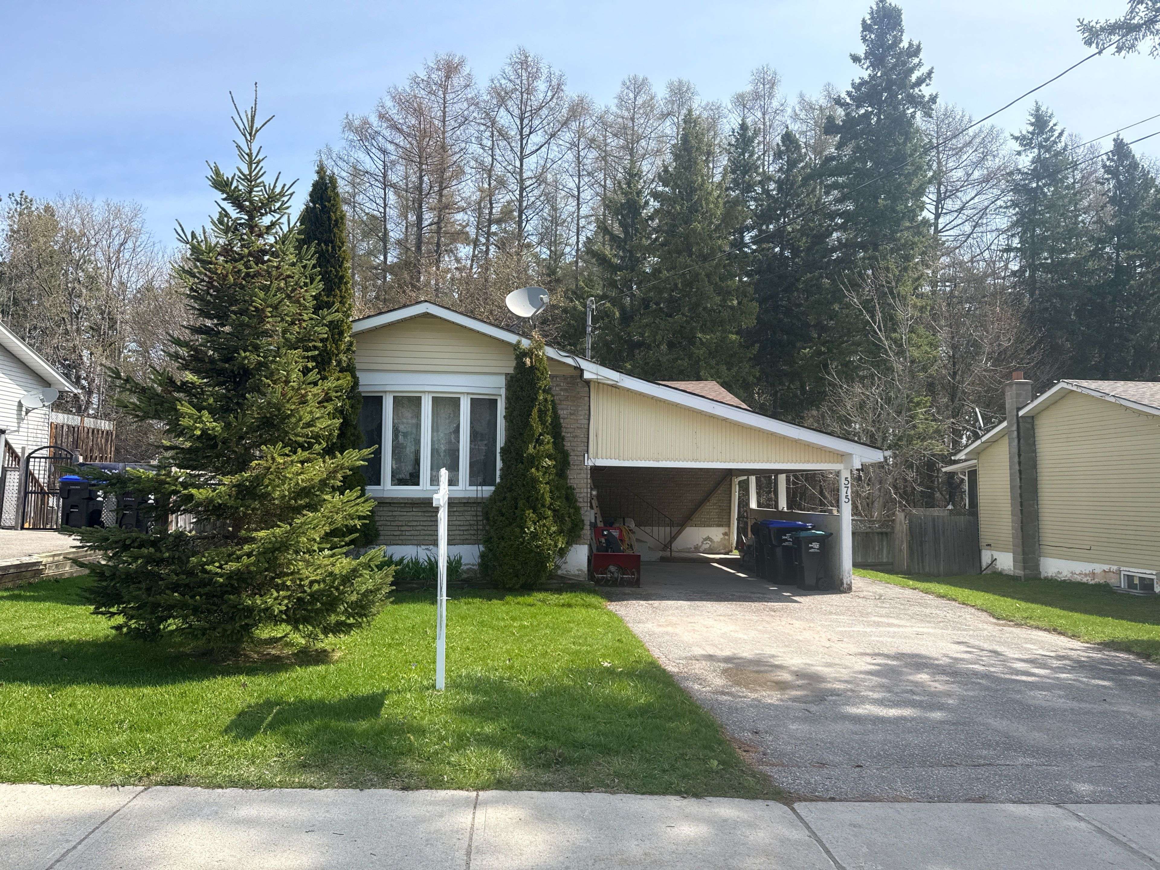 575 Simcoe AVE, Tay, ON L0K 1R0