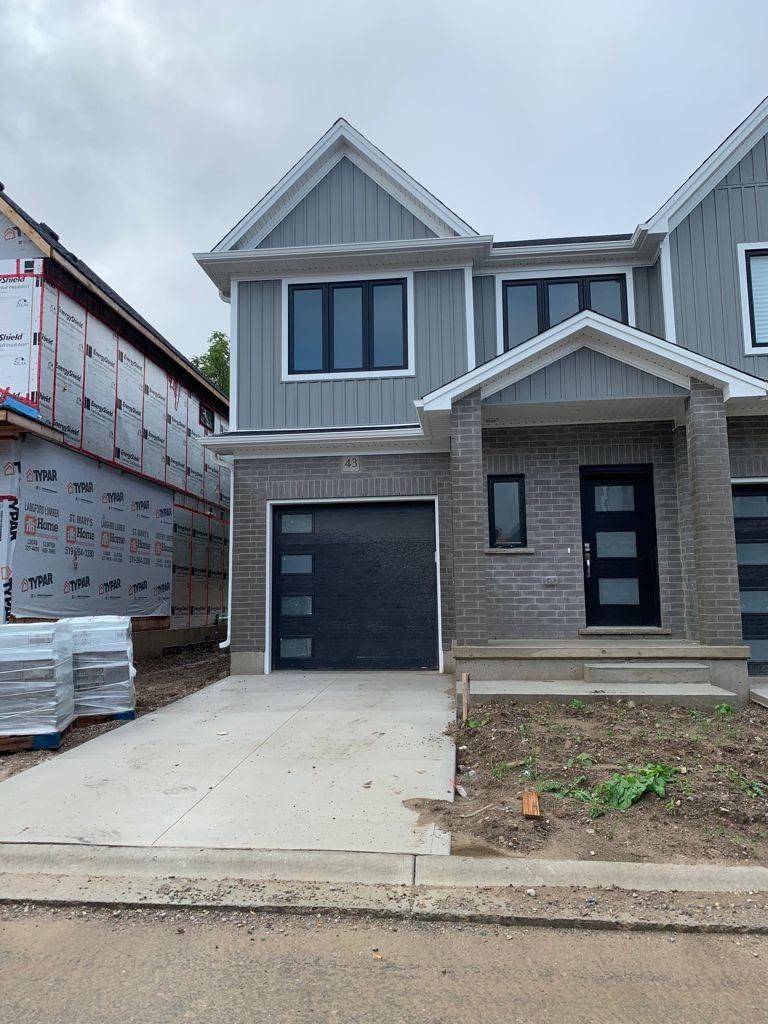 1 Miller DR #43, Lucan Biddulph, ON N0M 2J0