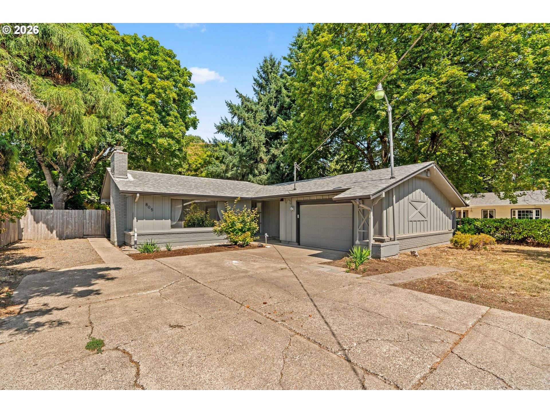 805 KELLY LN, Eugene, OR 97404