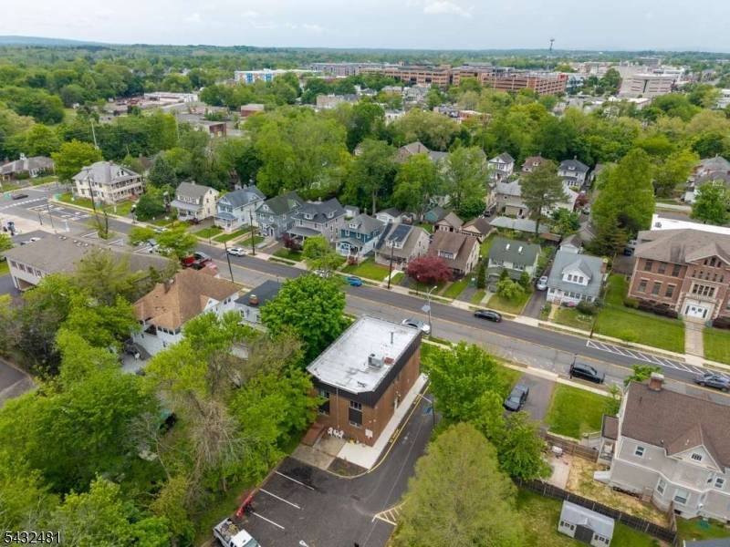 38 N Gaston Ave, Somerville Boro, NJ 08876