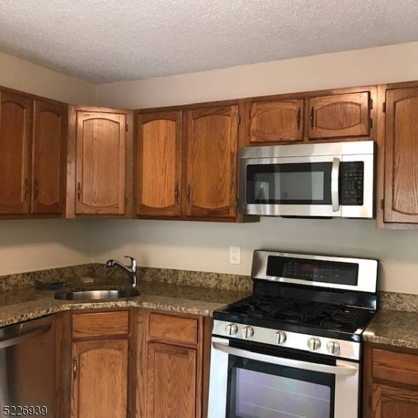 201 Robertson Way, Lincoln Park Boro, NJ 07035