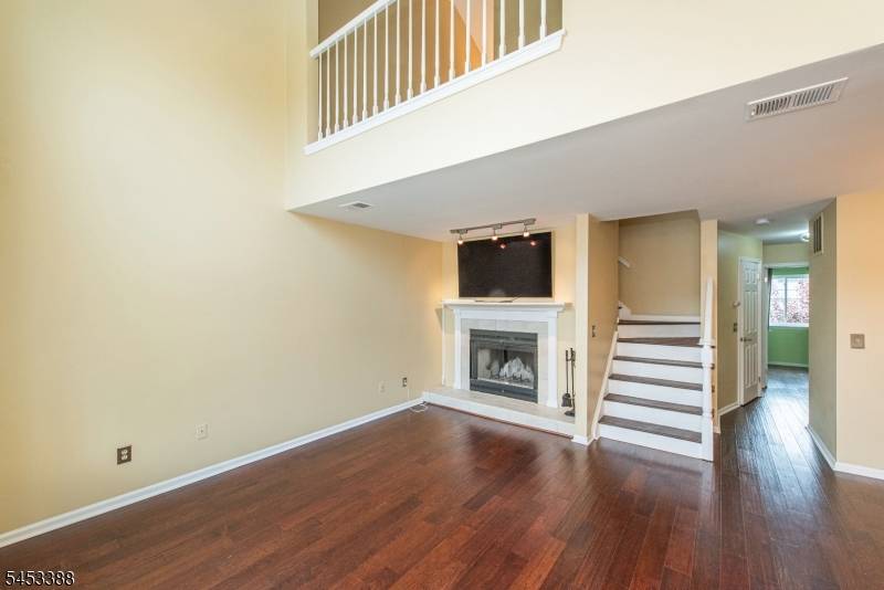 8 Ashley Court #8, Bedminster Twp., NJ 07921