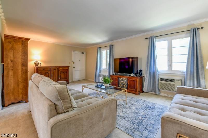 51B Troy Drive, Springfield Twp., NJ 07081