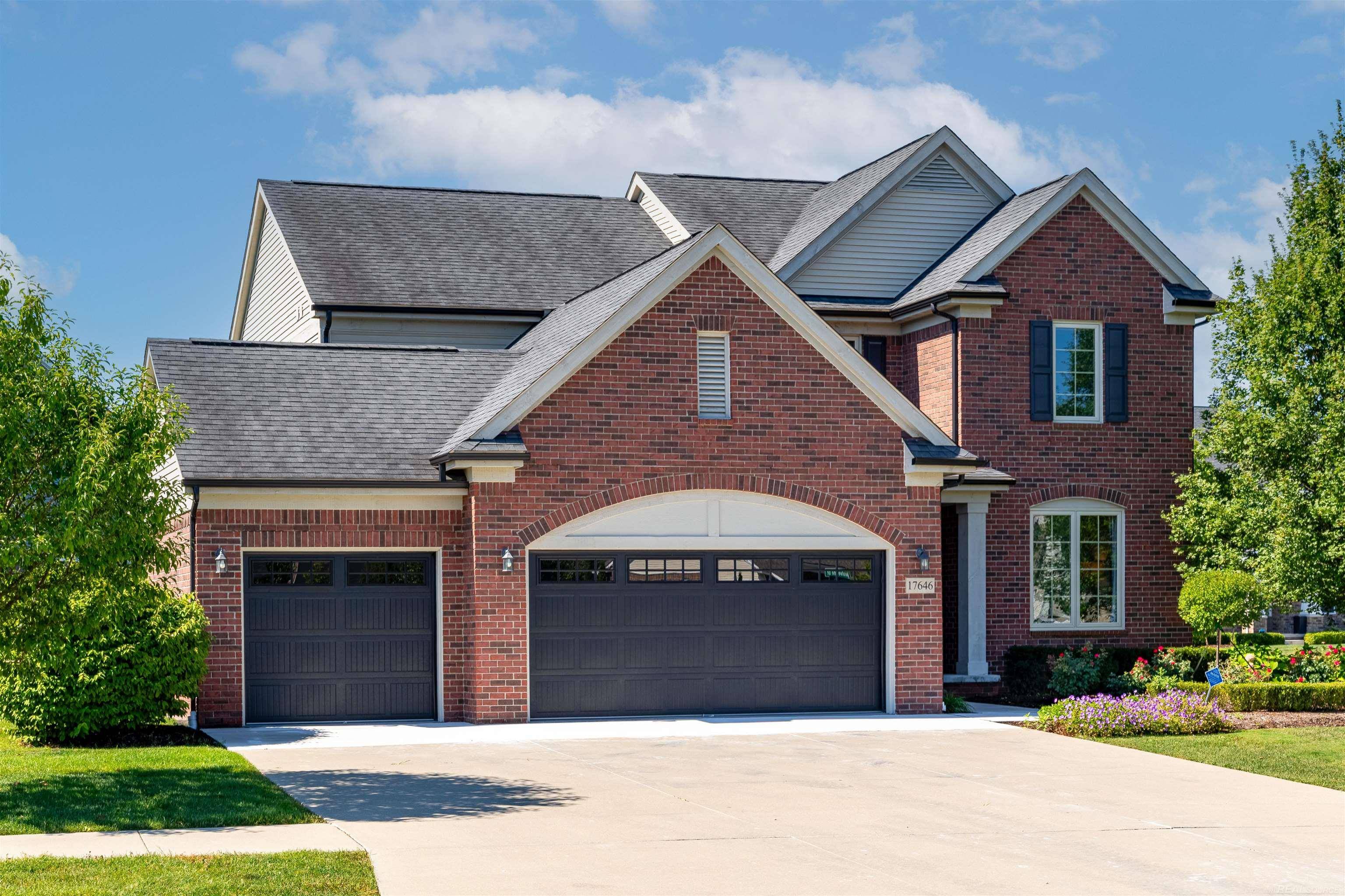 17646 Kite DR, Macomb Twp, MI 48042