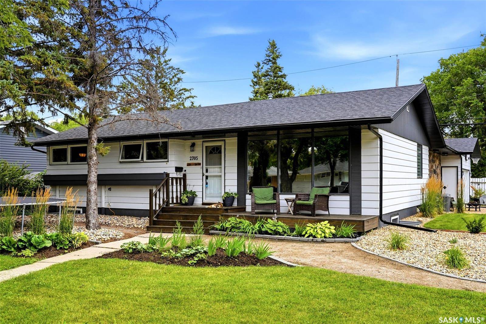2705 Grant ROAD, Regina, SK S4S 5G1