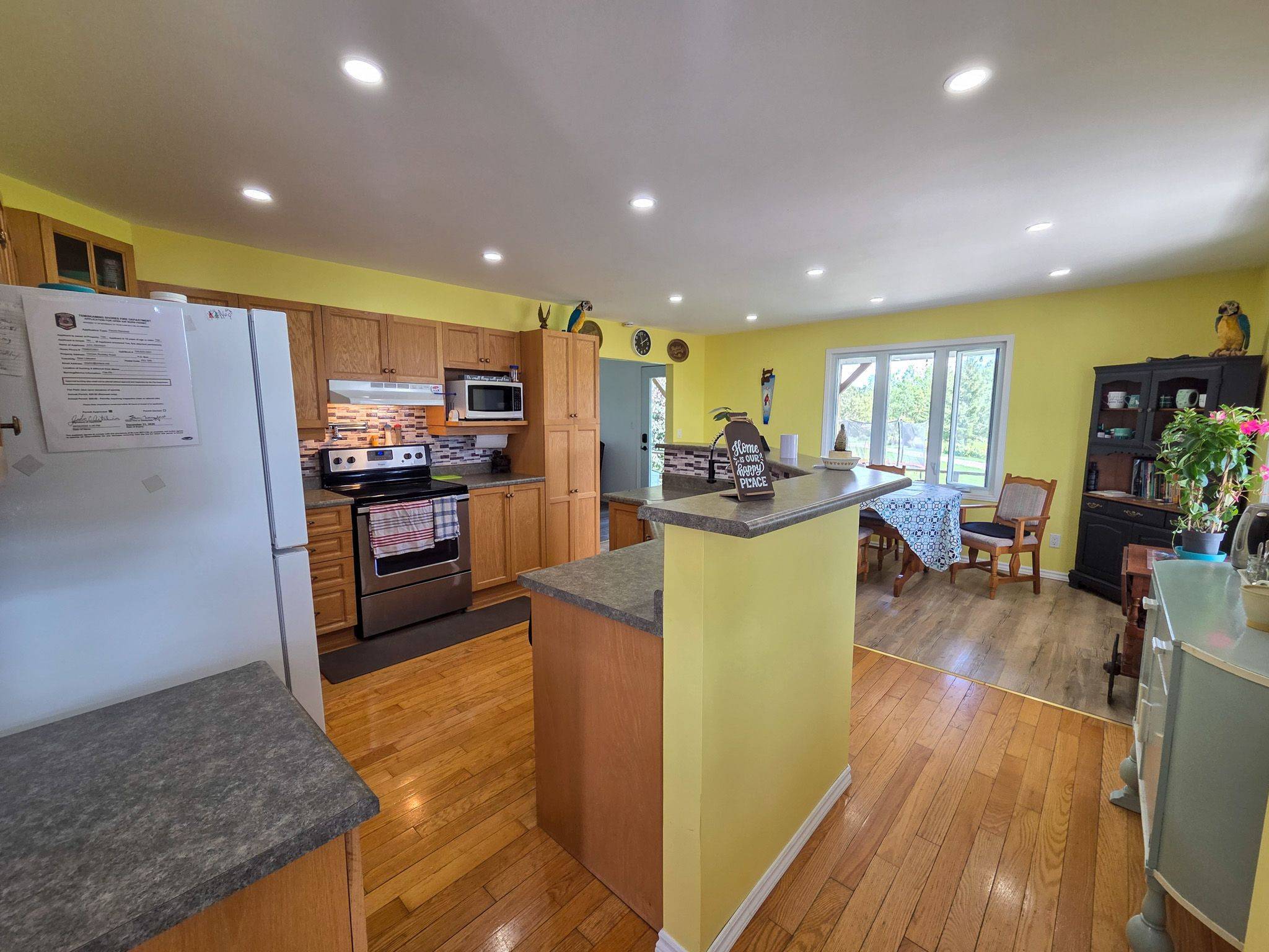 704344 Rockley RD, Temiskaming Shores, ON P0J 1P0