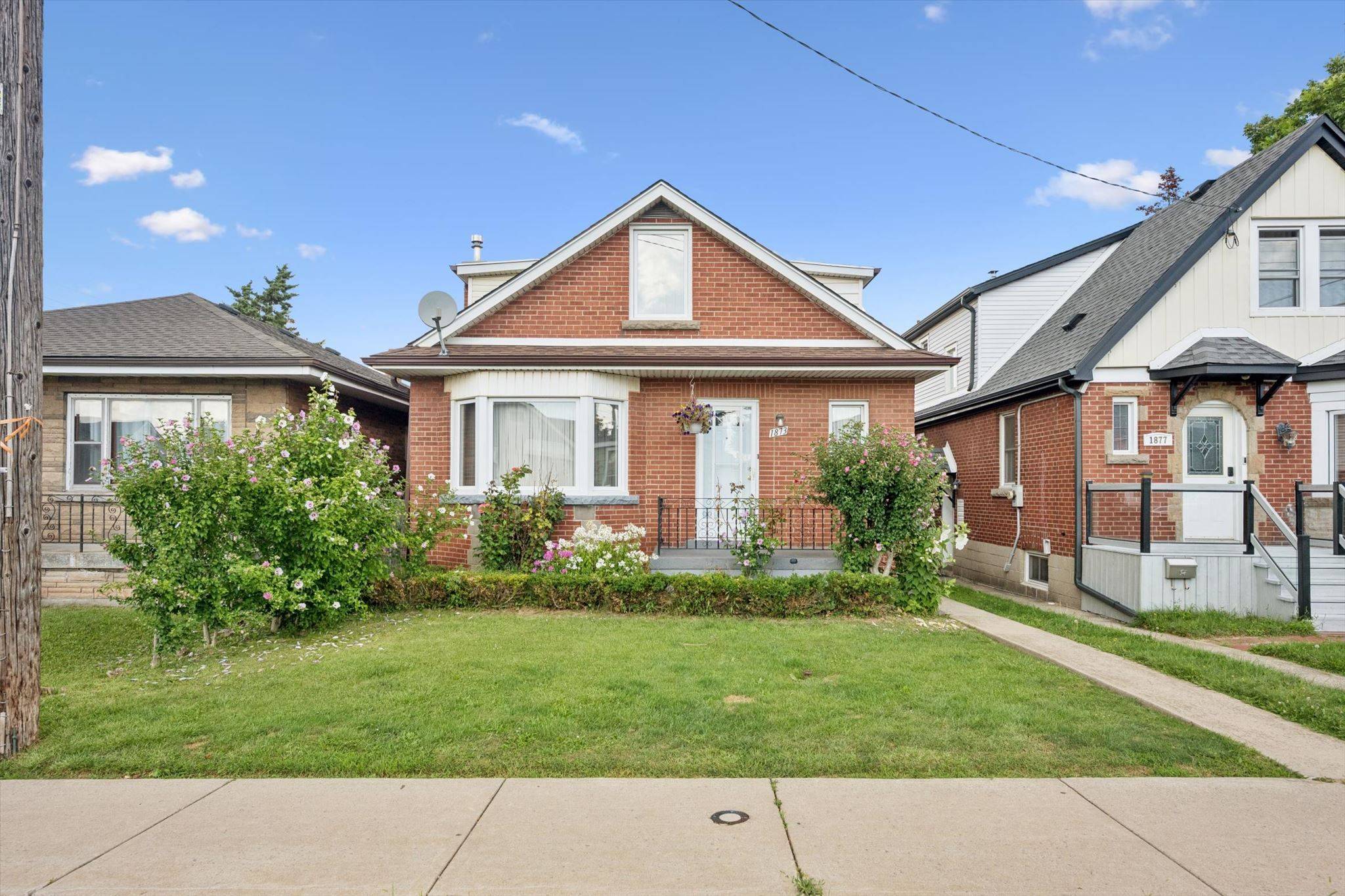 1873 Main ST E, Hamilton, ON L8H 1G3