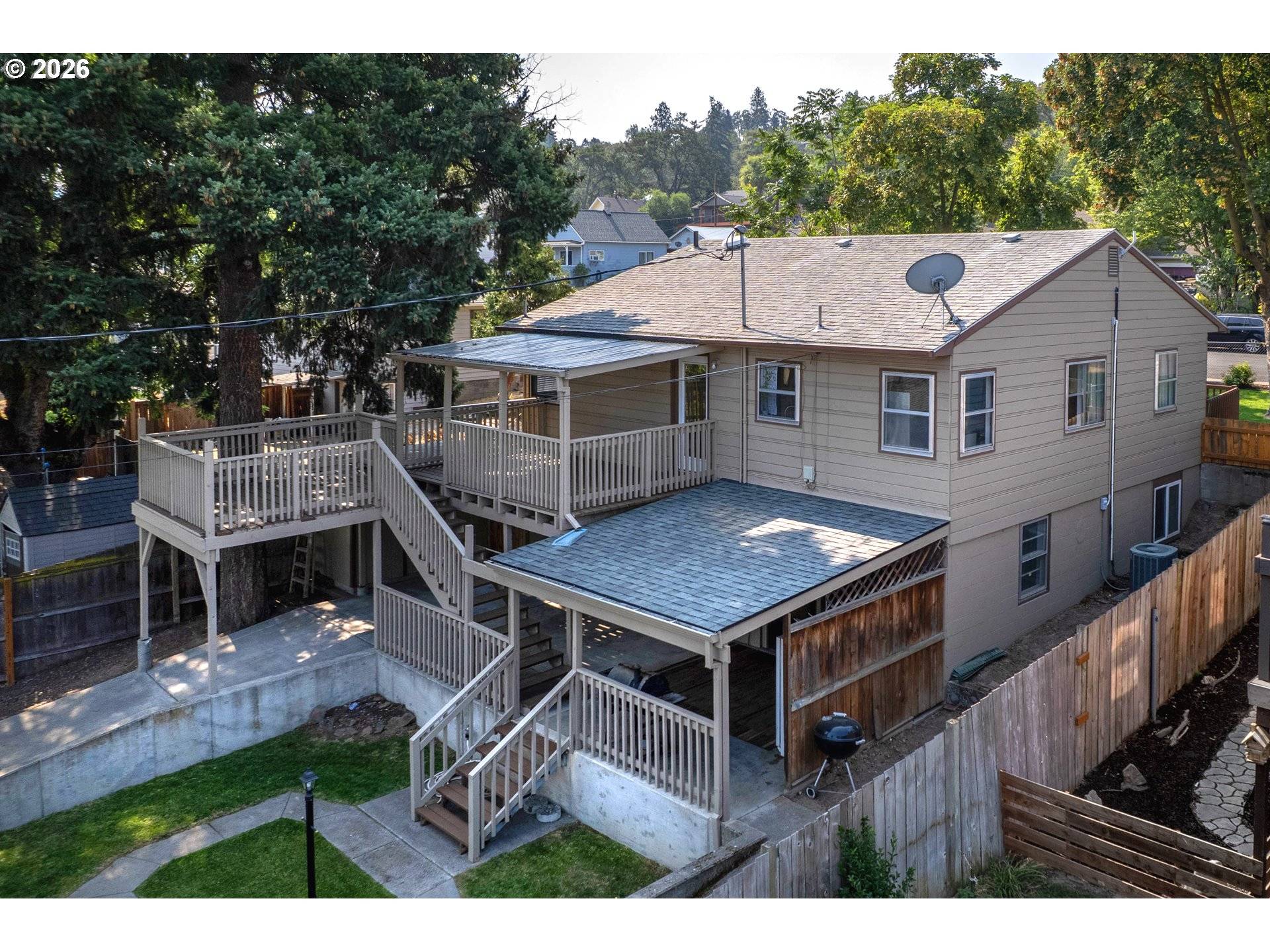 417 E 13TH ST, The Dalles, OR 97058