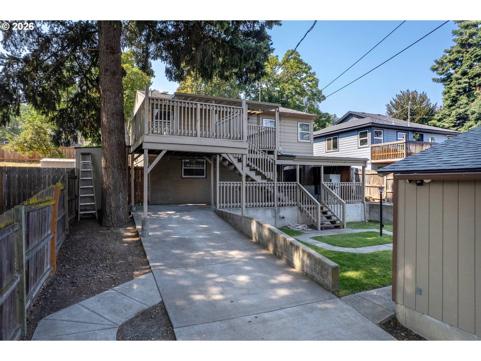417 E 13TH ST, The Dalles, OR 97058