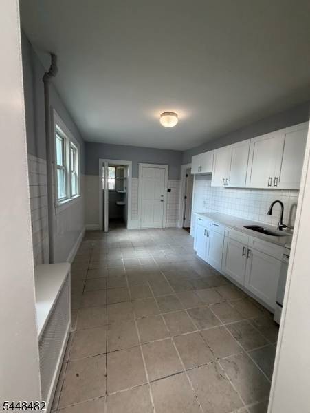 27 Alexander St, New Brunswick City, NJ 08901