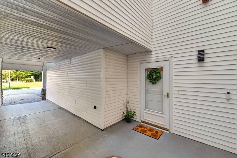 116 Whisper Way East, Roxbury Twp., NJ 07852