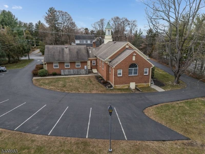 16 Harrison Street, Clinton Twp., NJ 08809