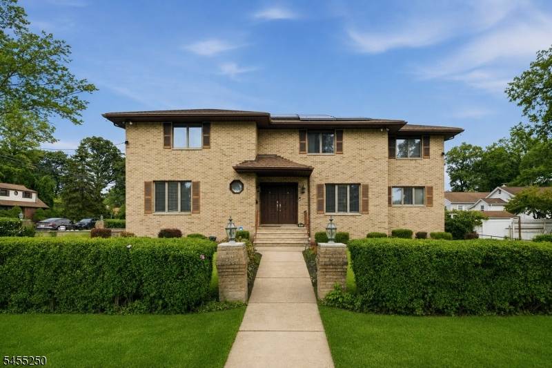 41 Florham Rd, Parsippany-troy Hills Twp., NJ 07054