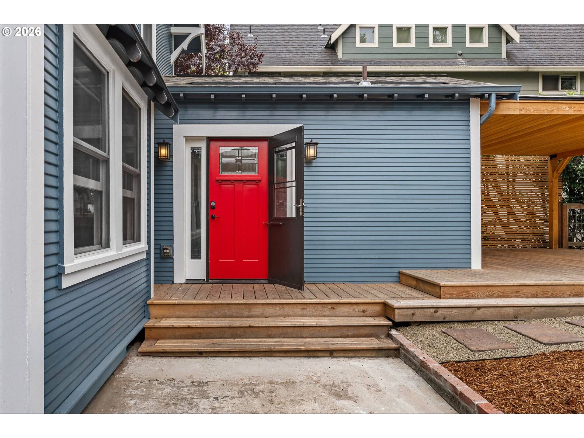216 S IOWA ST, Portland, OR 97239