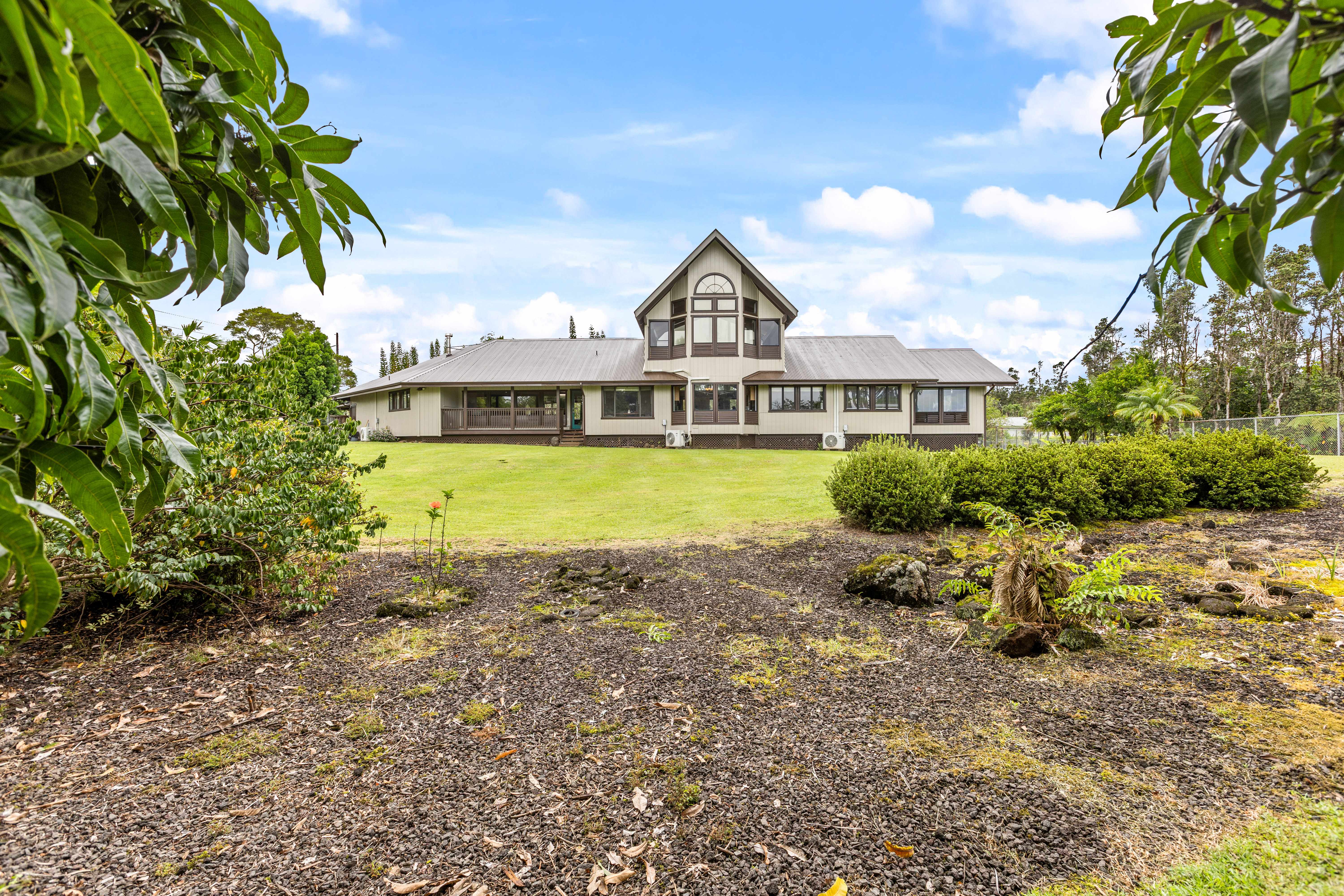 1414-A MELE MANU ST, Hilo, HI 96720
