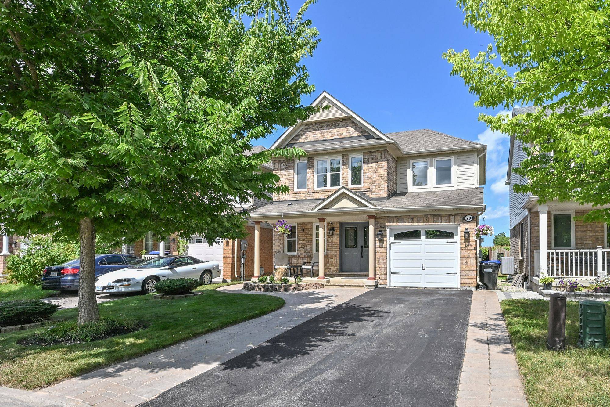 20 John W Taylor AVE, New Tecumseth, ON L9R 0B3