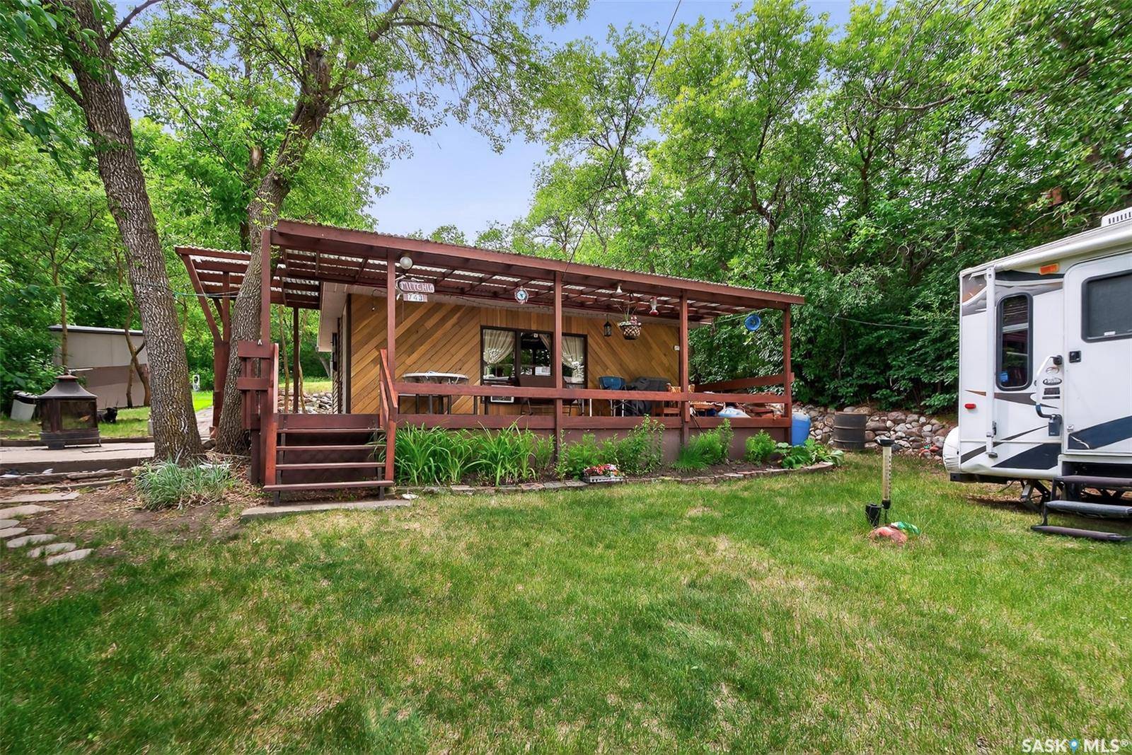 743 Tatanka DRIVE, South Lake, SK S0H 2X0