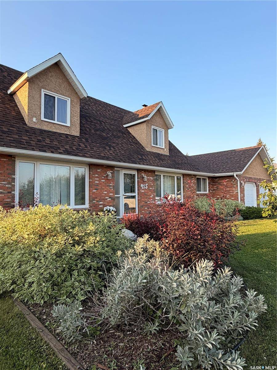 415 9th AVENUE E, Meadow Lake, SK S9X 1H1