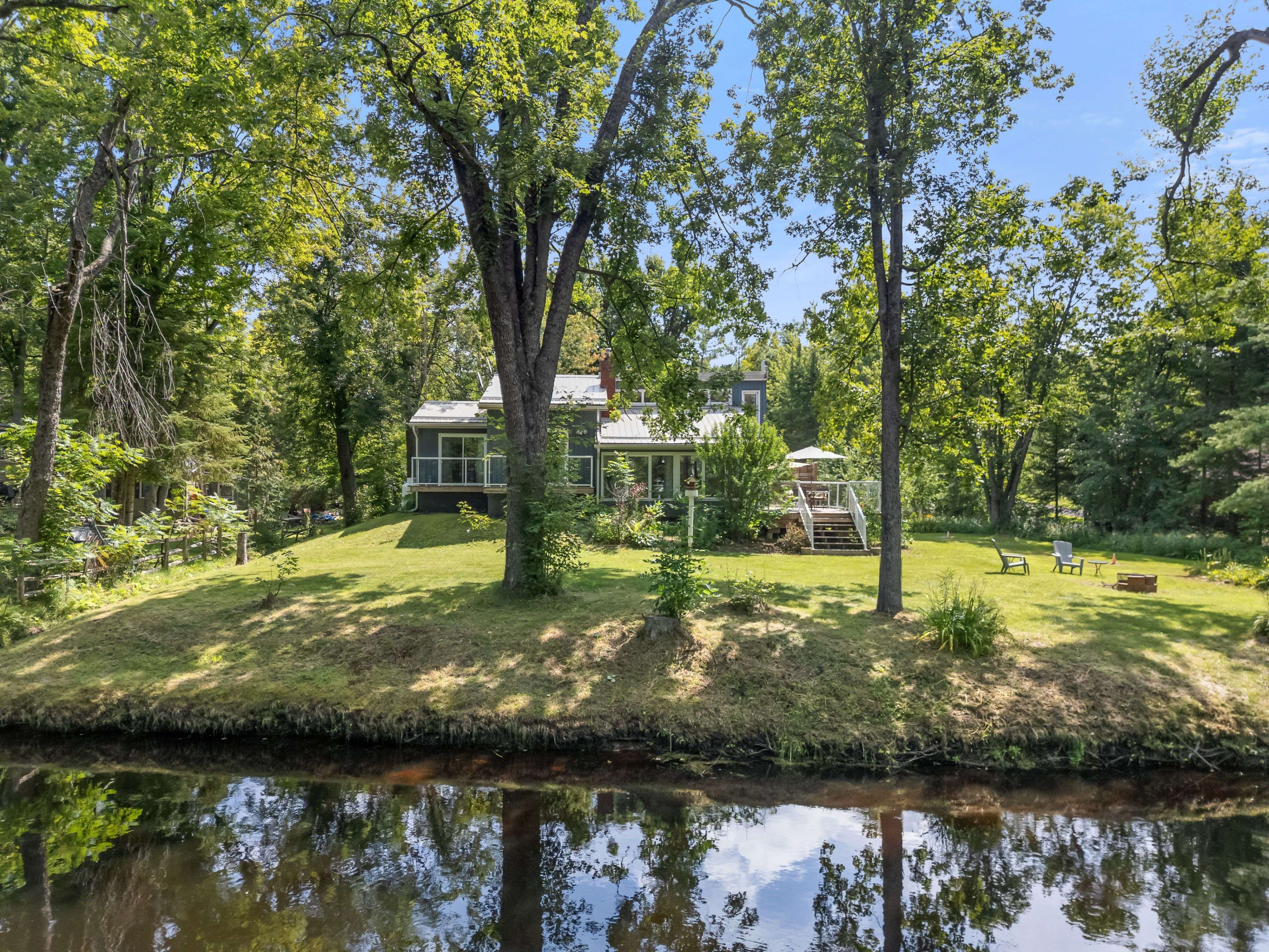 92 Edwina DR, Trent Lakes, ON K0M 1A0