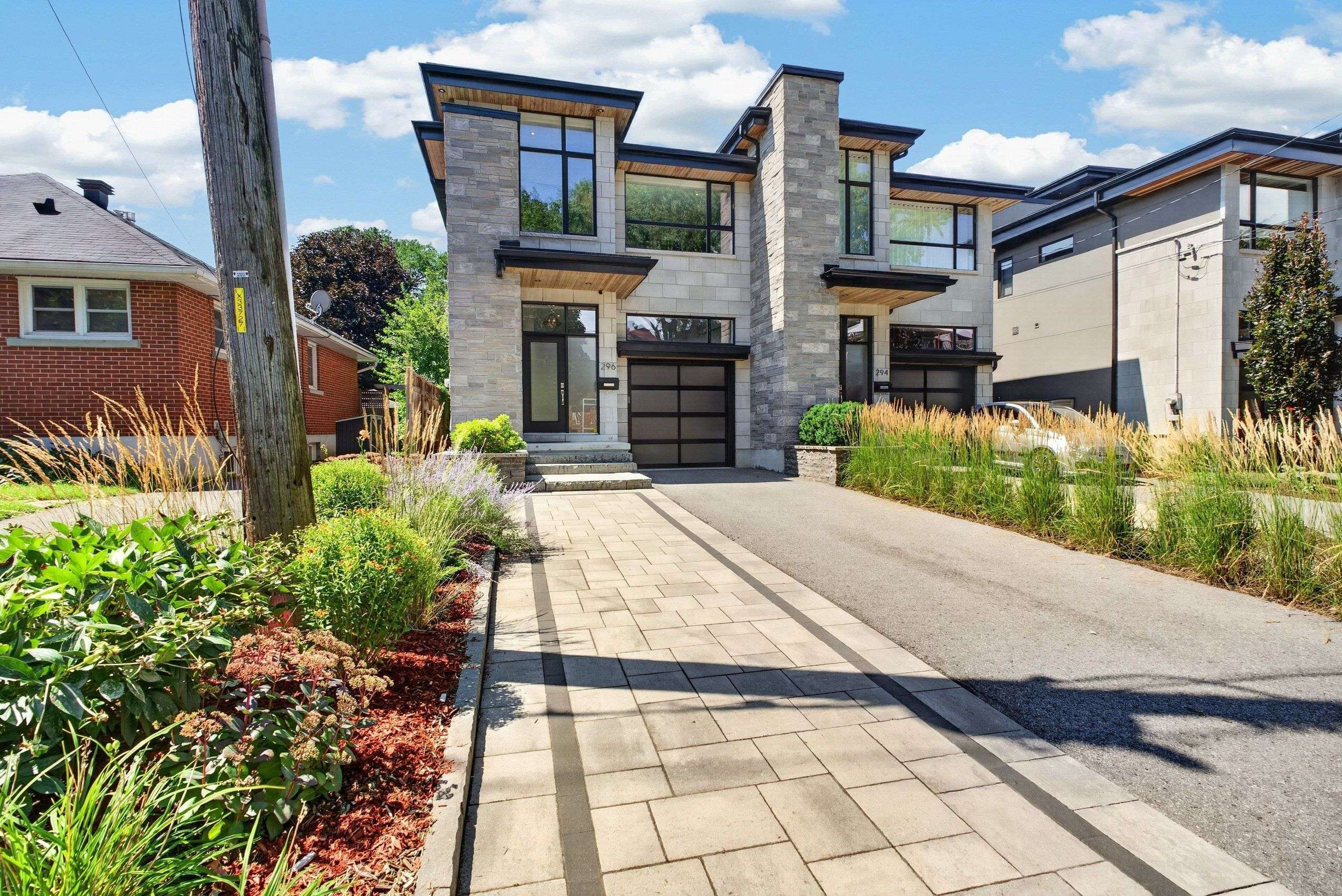 296 Kirchoffer AVE, Carlingwood - Westboro And Area, ON K2A 1Y2
