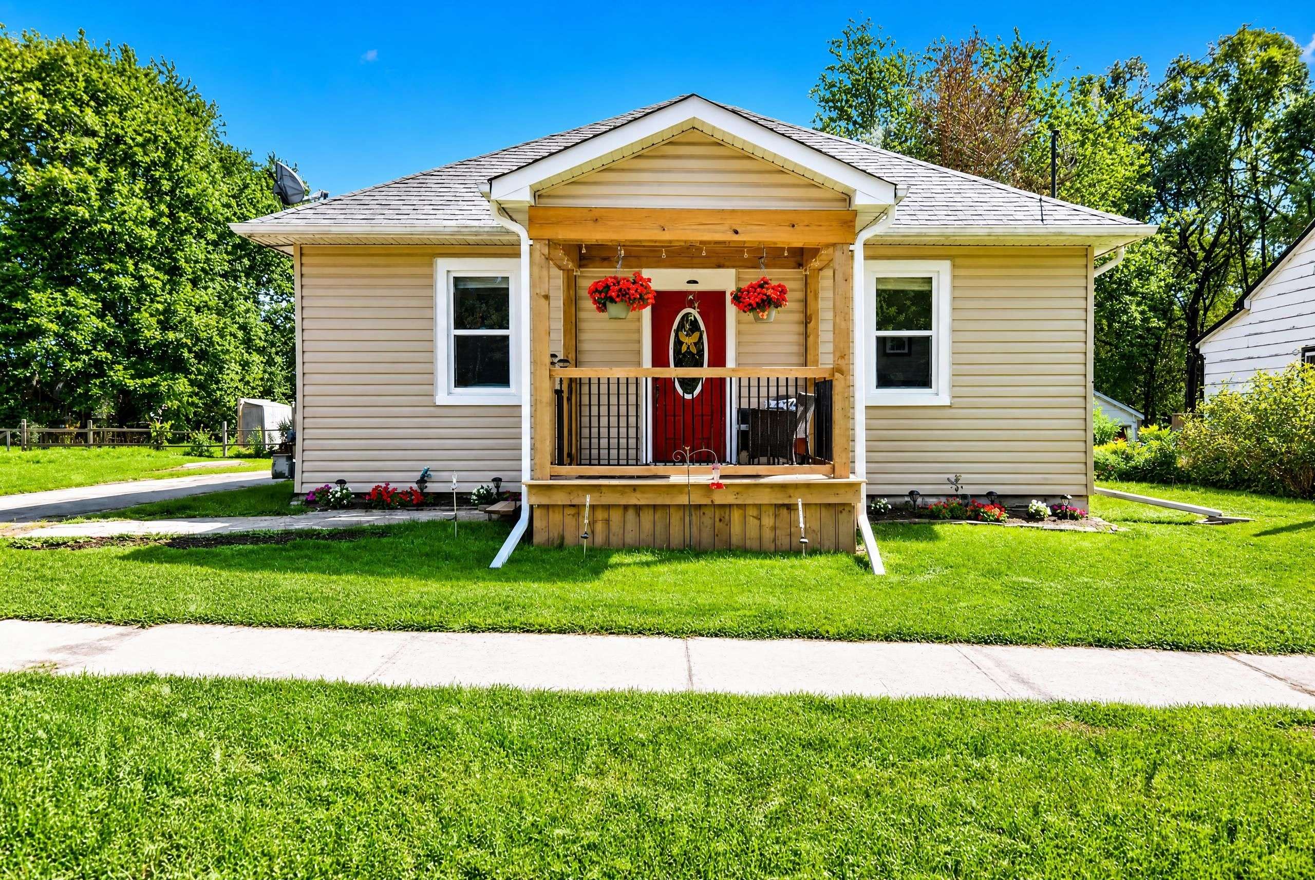 10747 County Road 2 N/A, Haldimand, ON K0K 2G0