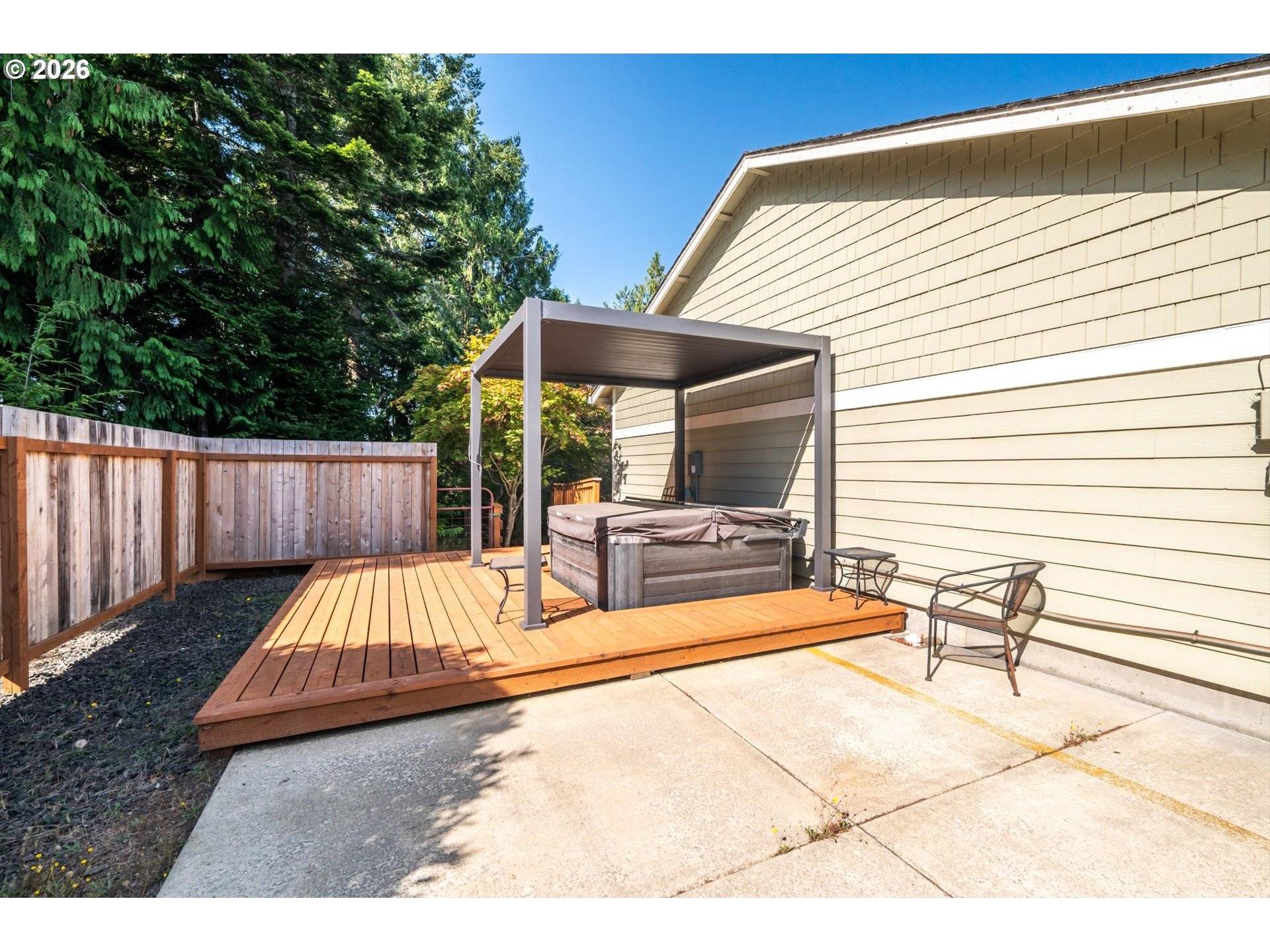 94337 SHELLEY LN, Coquille, OR 97423