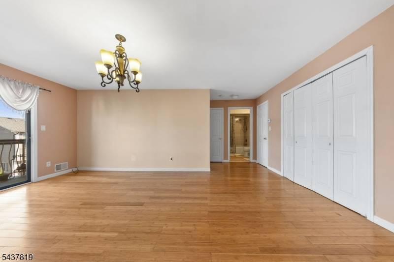 1190 W St Georges Ave #C43, Linden City, NJ 07036