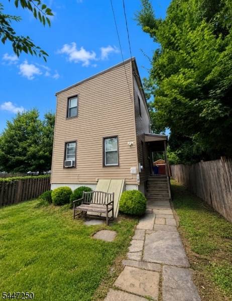 12 Dey St, Montclair Twp., NJ 07042
