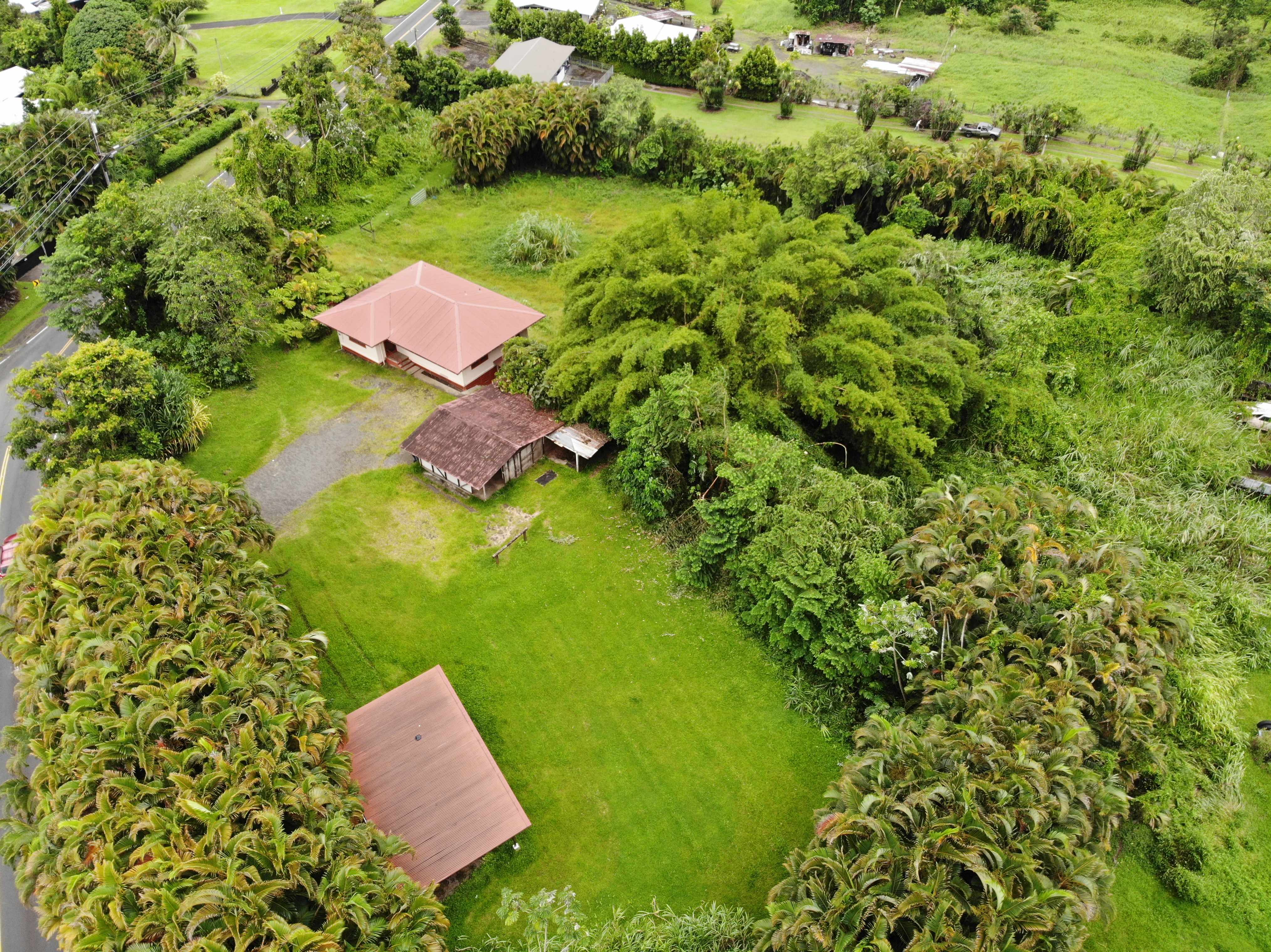 1395 AINAOLA DR, Hilo, HI 96720