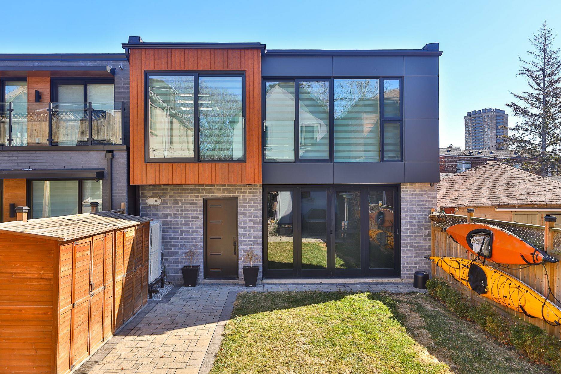 163 Wychwood AVE, Toronto C03, ON M6C 2T4