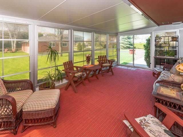 31 Villa DR, Georgina, ON L0E 1N0