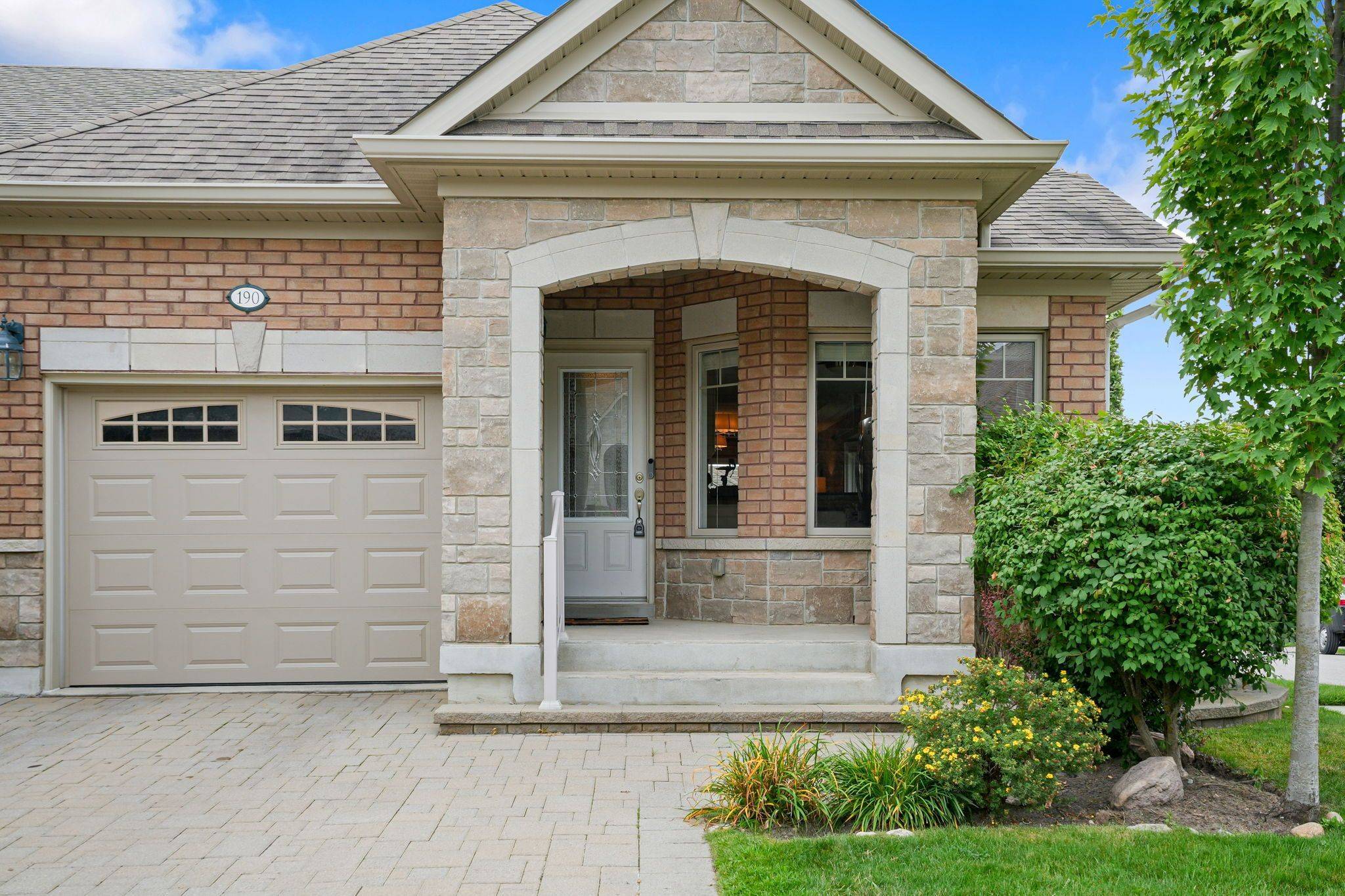 190 Ridge WAY, New Tecumseth, ON L9R 0H3
