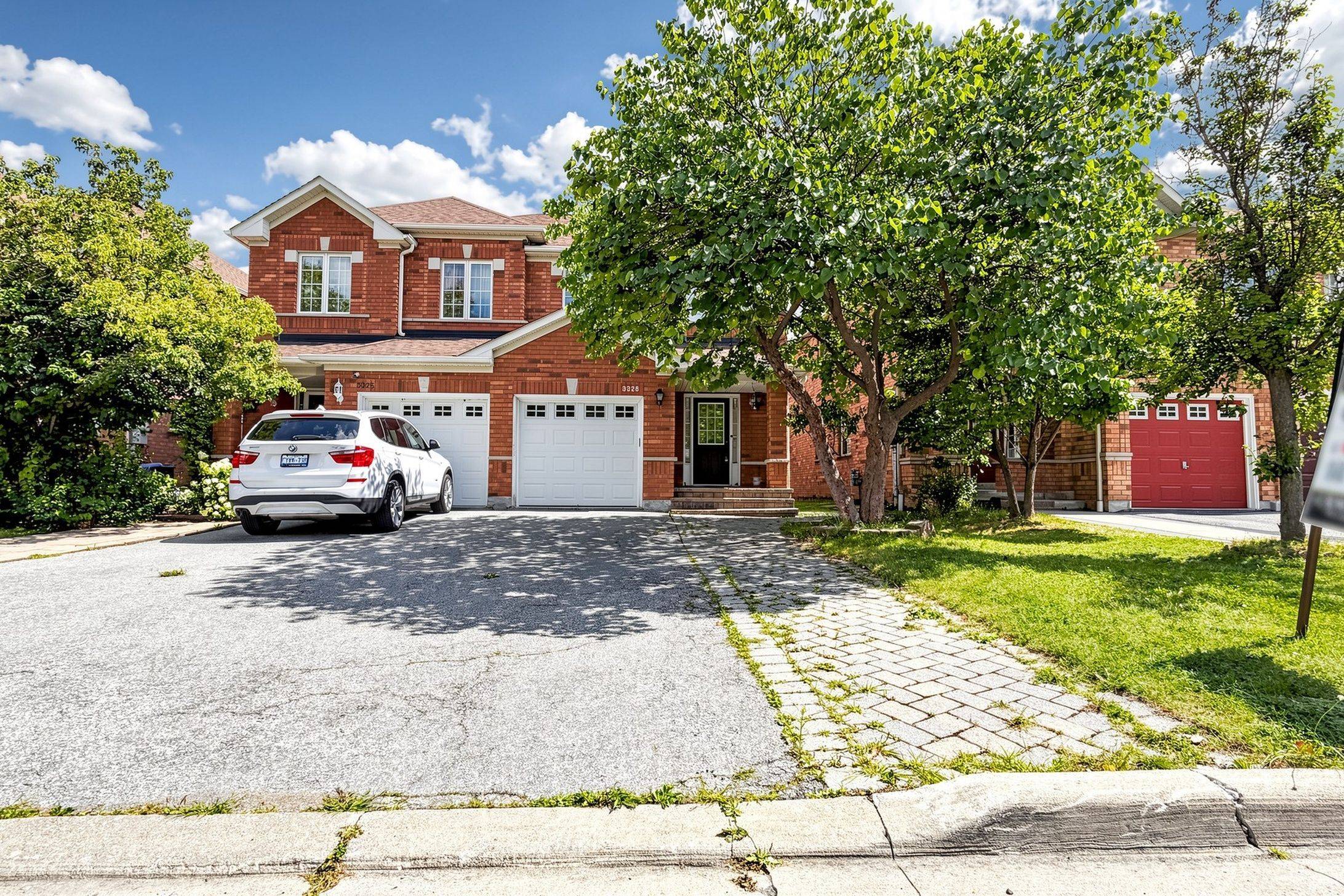 3328 Southwick ST, Mississauga, ON L5M 7K9