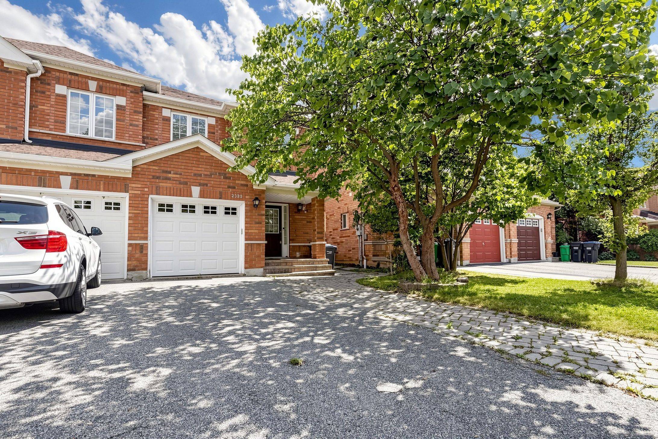 3328 Southwick ST, Mississauga, ON L5M 7K9