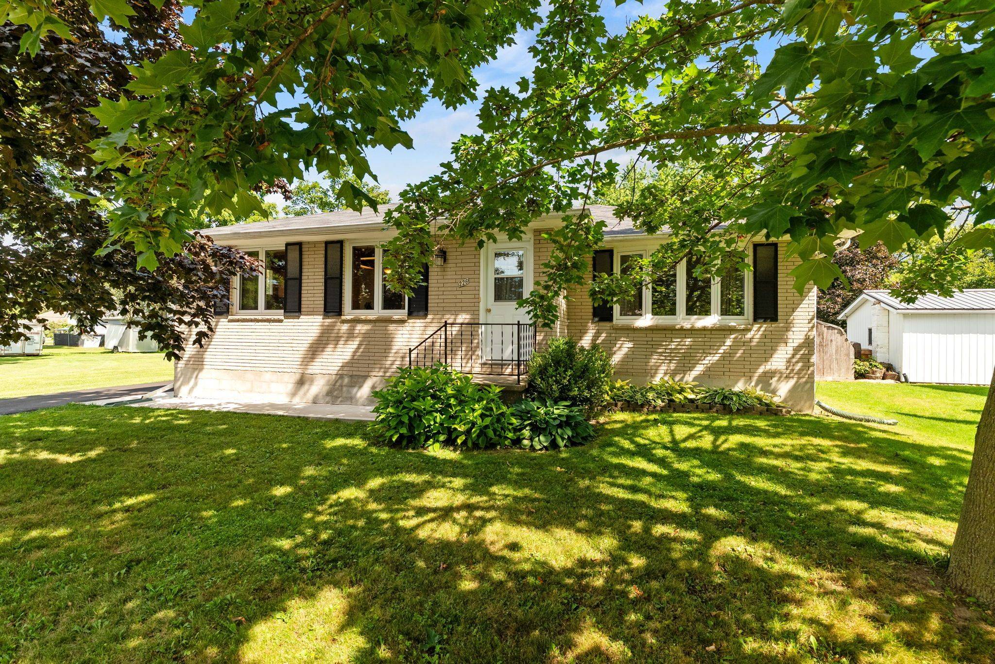 226 Tain ST, North Middlesex, ON N0M 2K0