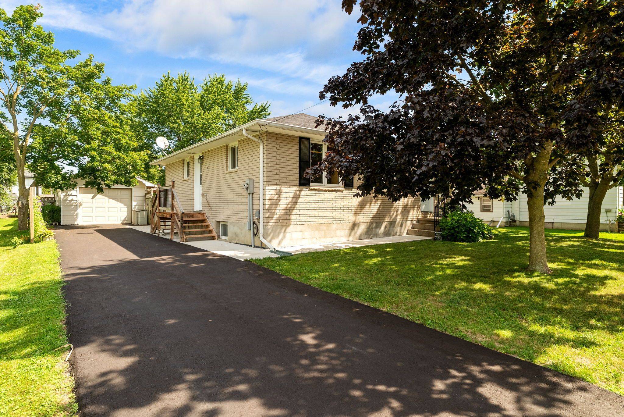 226 Tain ST, North Middlesex, ON N0M 2K0