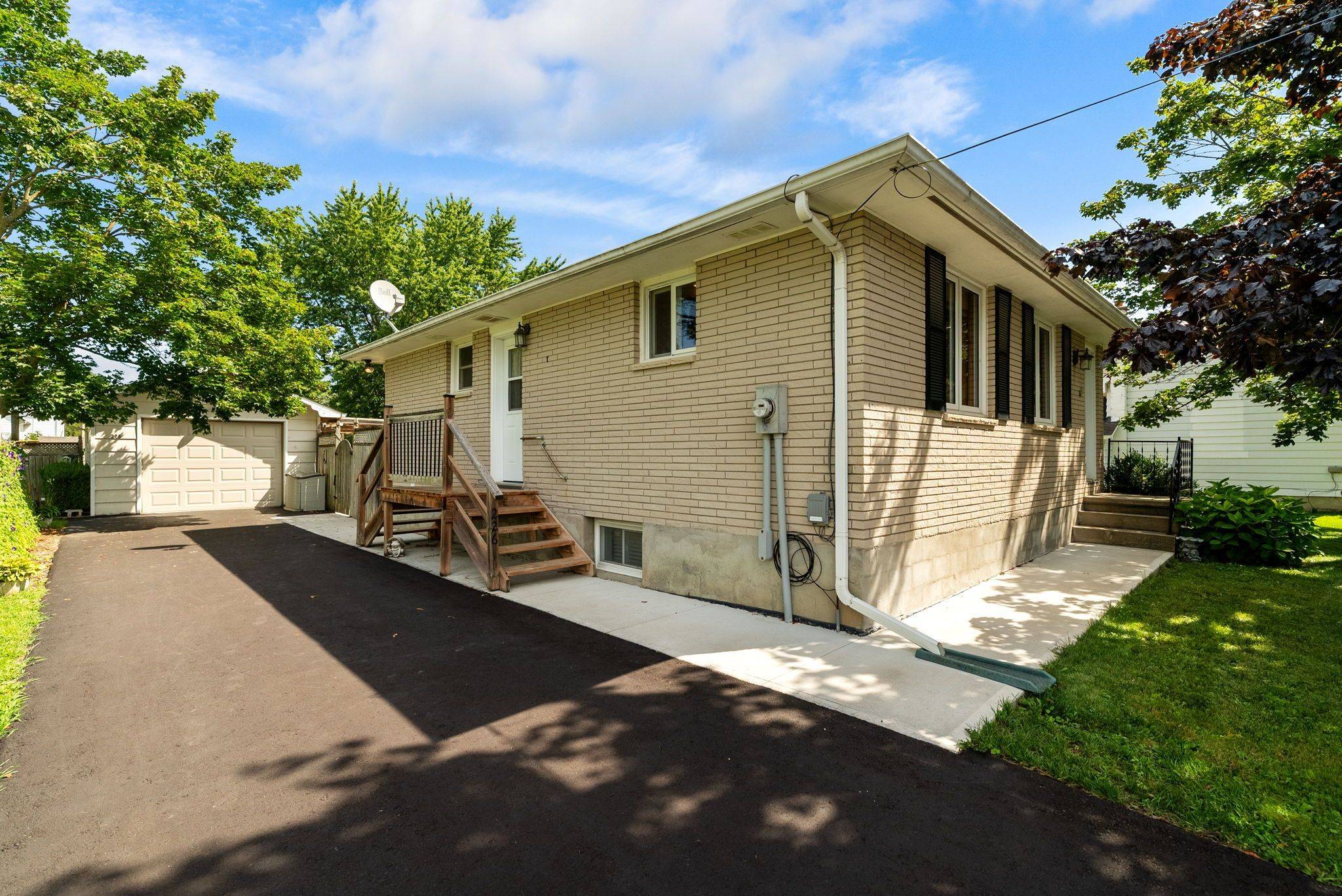 226 Tain ST, North Middlesex, ON N0M 2K0