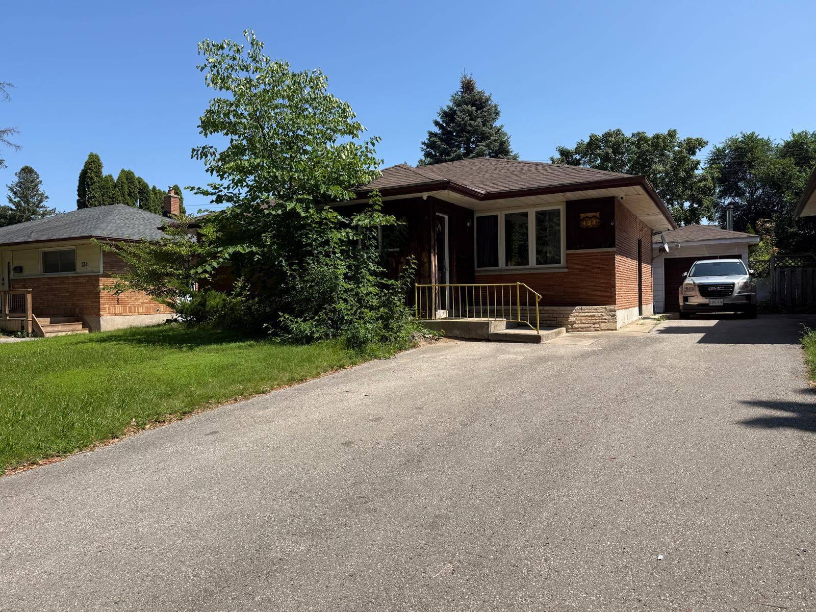 134 Mark ST, London East, ON N5V 2G9